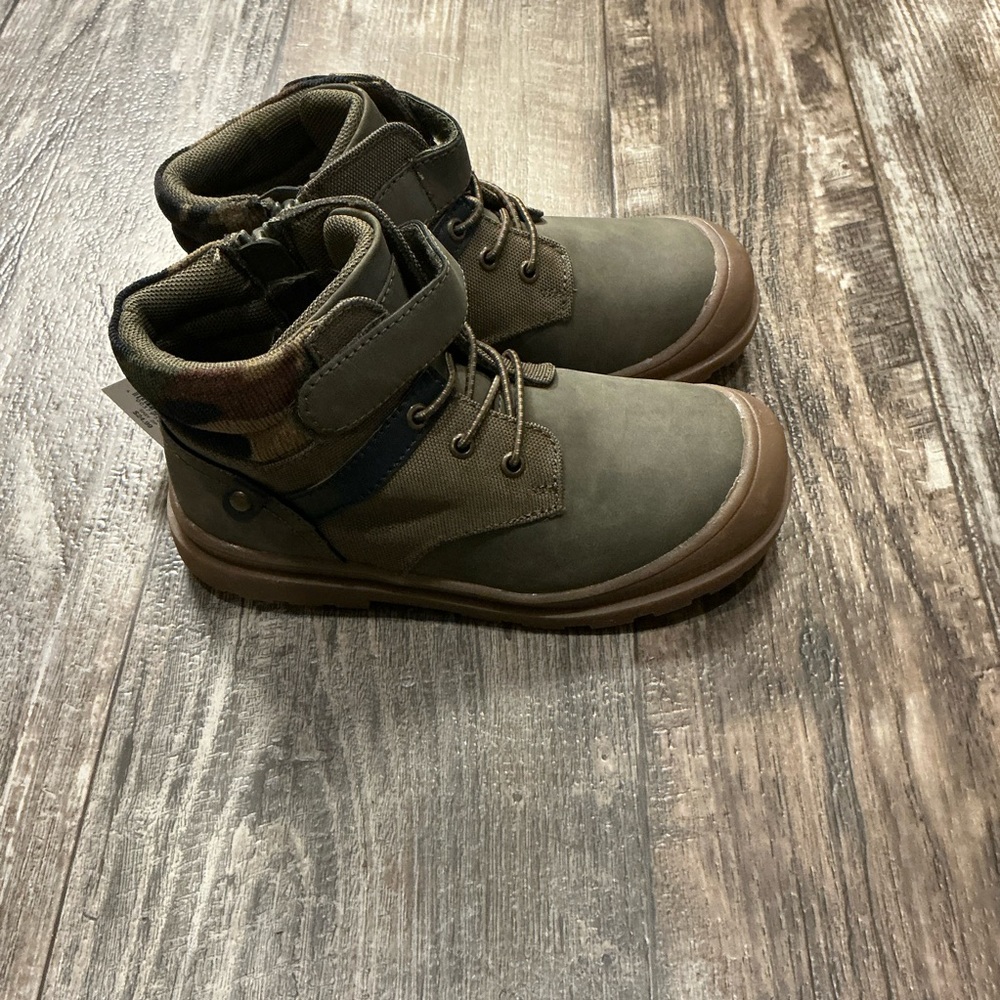 Jumping Beans Olive and Tan Kids Boots Size 11 - Picture 6 of 12
